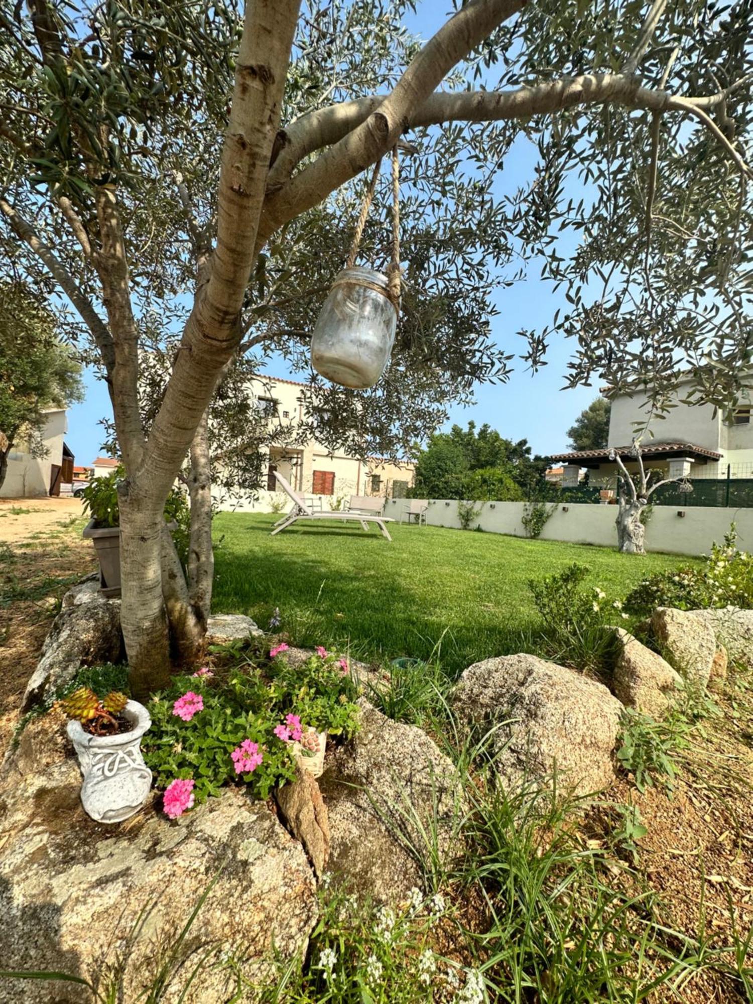 Karasole Hotel San Teodoro  Buitenkant foto